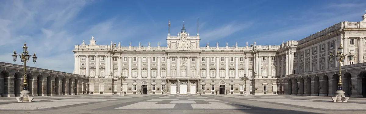 Billet Coupe-File Palais Royal de Madrid : L'accès direct à l'opulence royale
